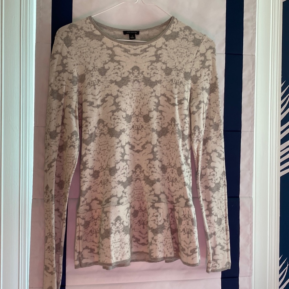 GUC Ann Taylor peplum lightweight sweater size small